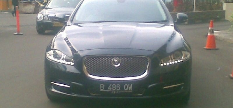 RENTAL MOBIL JAGUAR XJL