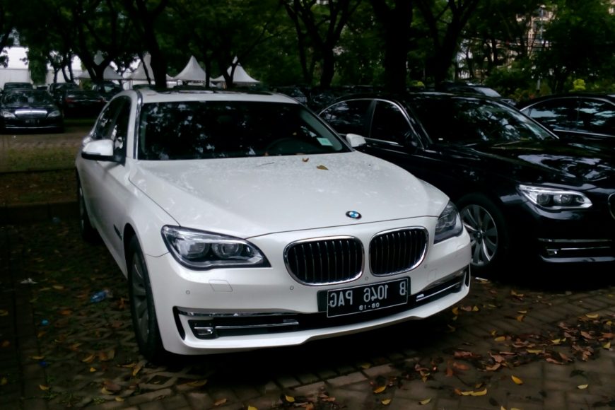 RENTAL MOBIL PENGANTIN