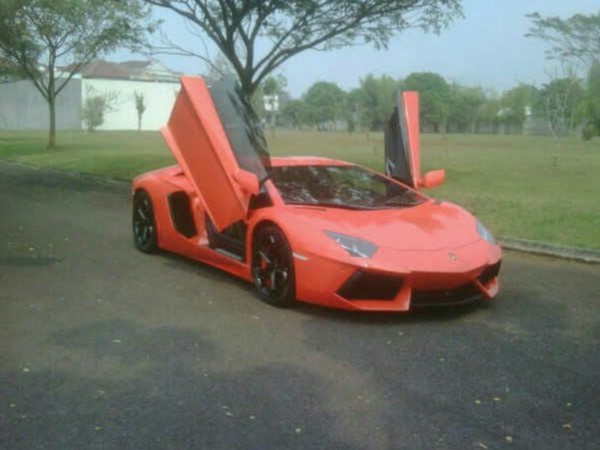 Sport car, Rent car, sewa mobil lamborghini, rental lamborghini, sewa lamborghini, wedding car, rental mobil mewah, sewa mobil pengantin