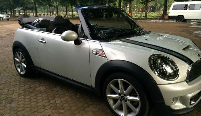 RENTAL MOBIL MINI COOPER, SEWA MOBIL PENGANTIN MINI COOPER, RENTAL MOBIL MEWAH